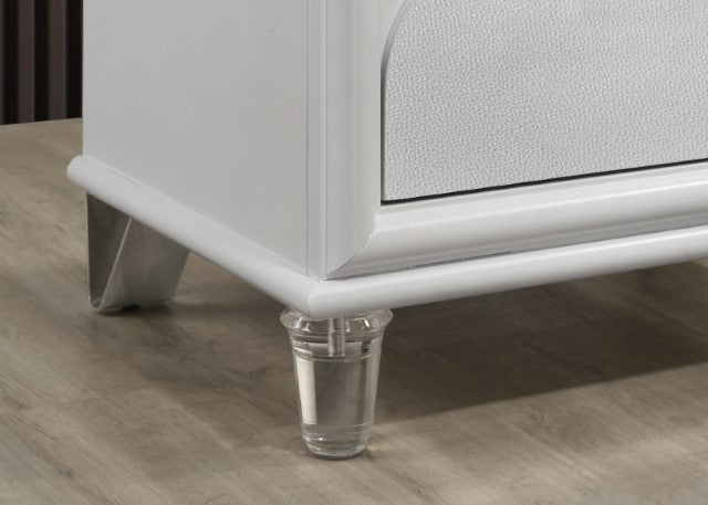Lareina Nightstand - California Furniture (Coachella, CA)